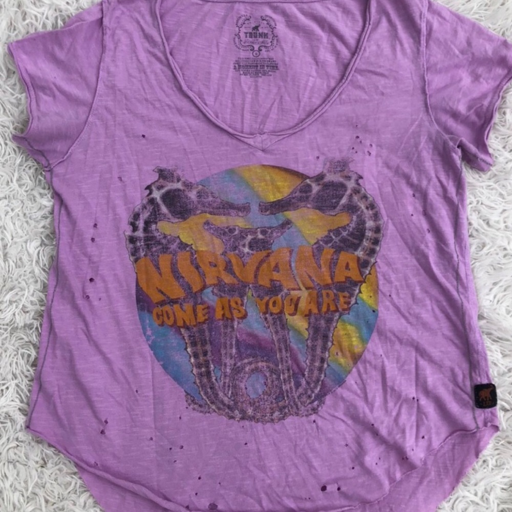 RARE nirvana women’s graphic tee size small